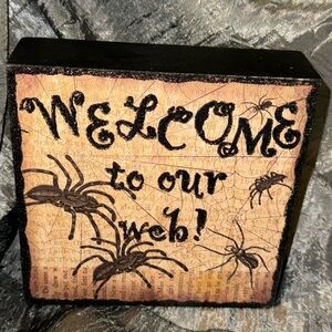 Halloween welcome decorative  sign